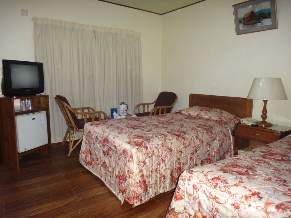Chit Sayar Hotel Yangon Exterior foto